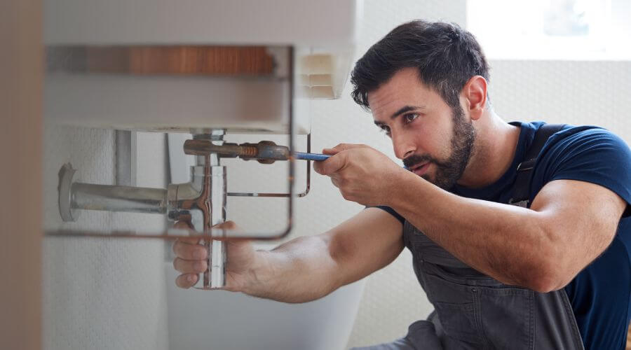 Local tankless water heater installation in Wynot, NE